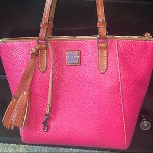 D&B pink purse